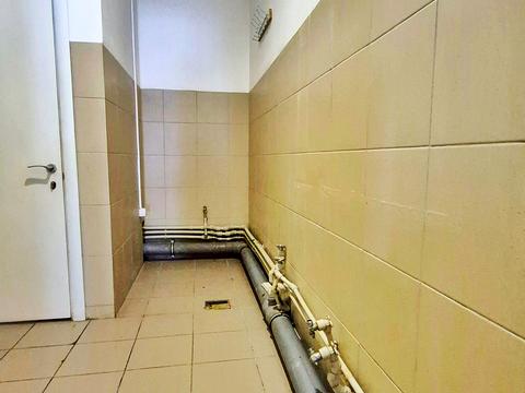 комерційна за адресою Юлії Залюбовської вул. (Путилівська), 16