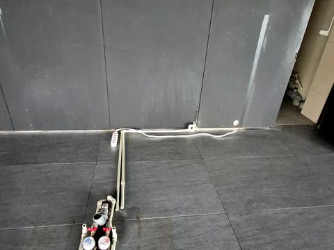 комерційна за адресою Юлії Залюбовської вул. (Путилівська), 16