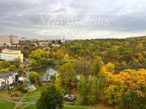 квартира за адресою Голосіївський просп. (40-річчя Жовтня), 76