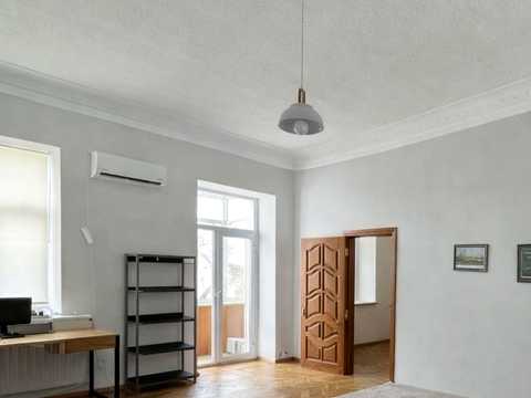 квартира за адресою Івана Федорова вул., 10