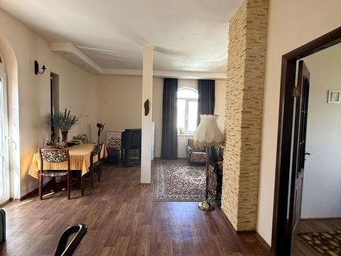 будинок за адресою с. Партизанське, Центральна вул.