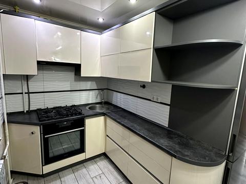квартира за адресою Андрія Первозванного вул. (Стахурського), 34