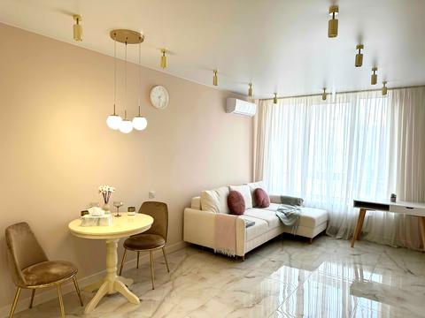 квартира за адресою Олександра Олеся вул., 8/17