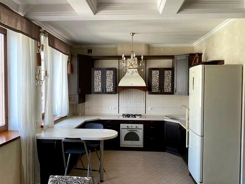 квартира за адресою Святослава Караванського вул. (Жуковського), 12