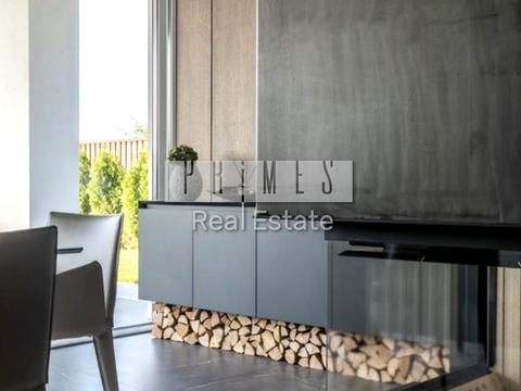 будинок за адресою Київ, Лютнева вул.