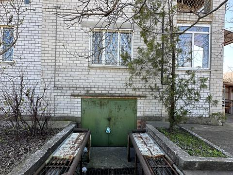 будинок за адресою Центральна вул.