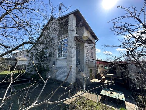 будинок за адресою Центральна вул.