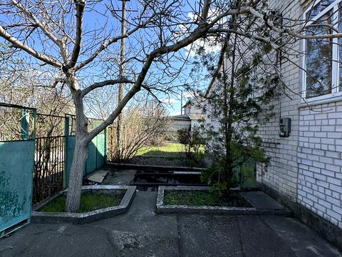 будинок за адресою Центральна вул.