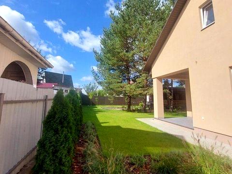 будинок за адресою Дніпровське шосе