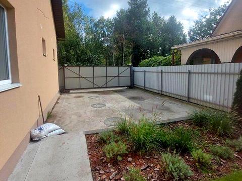 будинок за адресою Дніпровське шосе