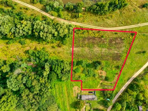 участок по адресу 