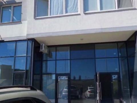 коммерческая по адресу Ревуцкого ул., 40-Б