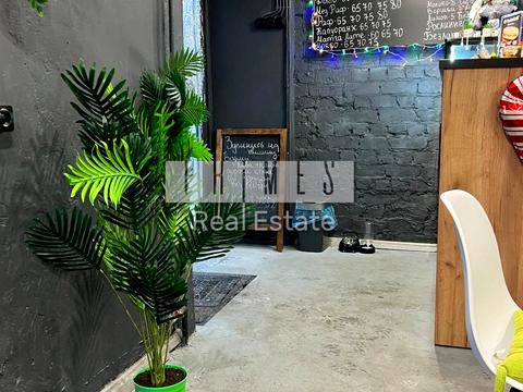 комерційна за адресою Чоколівський бульв., 18