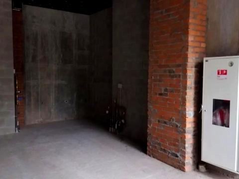 коммерческая по адресу Салютная ул., (Будинок 02301-02303)