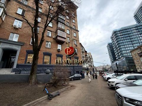 комерційна за адресою Кловський узвіз, 14/24