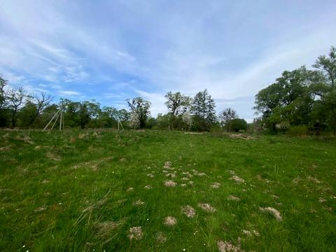 участок по адресу 