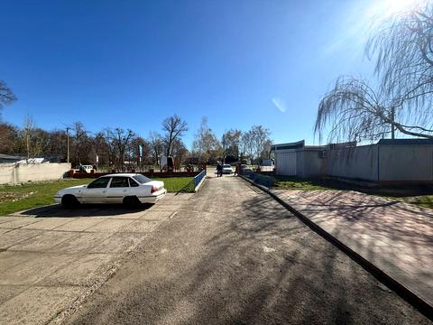 комерційна за адресою Незалежності вул., 95