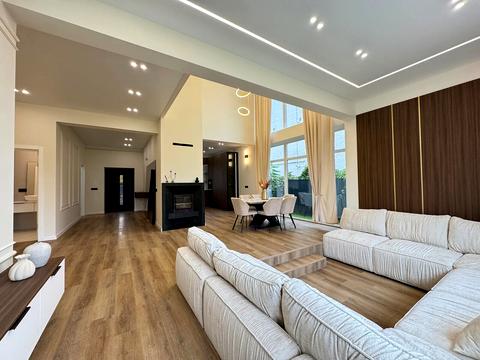 дом по адресу вул. квіткова