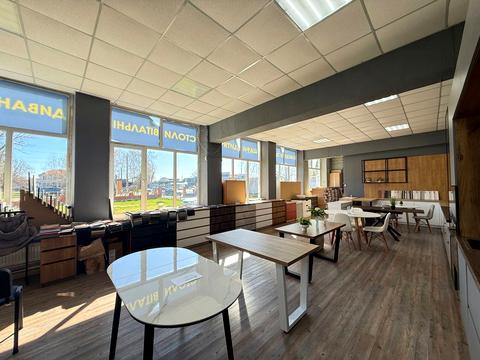 комерційна за адресою Незалежності вул., 95