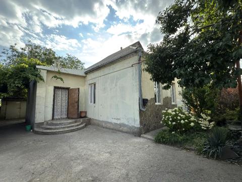 будинок за адресою Геологів