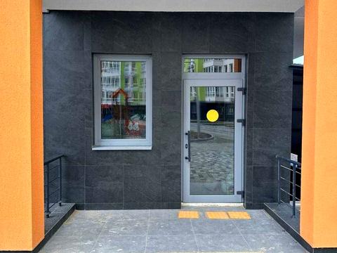 комерційна за адресою Олеся Бердника вул., 1-В