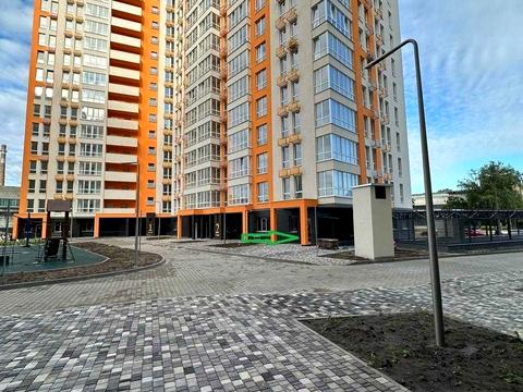 комерційна за адресою Олеся Бердника вул., 1-В