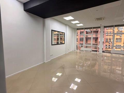 комерційна за адресою Євгена Коновальця вул. (Щорса), 36д