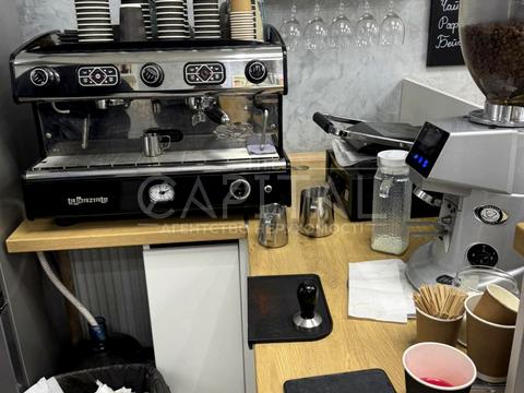 комерційна за адресою Метрологічна вул., 58-А