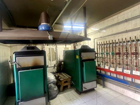 комерційна за адресою Промислова, 8