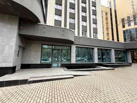 комерційна за адресою Голосіївська вул., 7