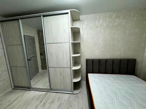 будинок за адресою Рубіновий