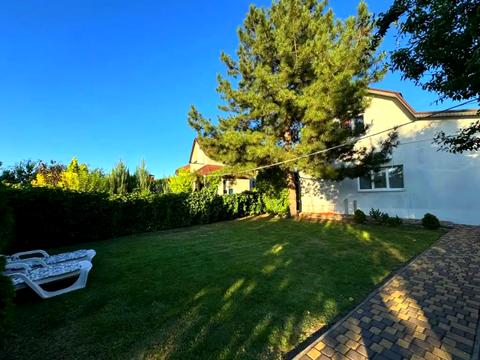 будинок за адресою Рубіновий