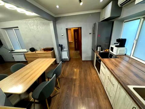 будинок за адресою Рубіновий