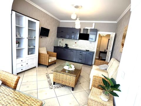 квартира за адресою Анни Ахматової вул., 13-Д