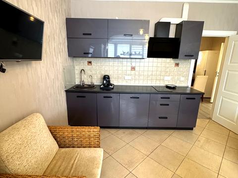 квартира за адресою Анни Ахматової вул., 13-Д