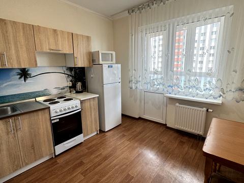 квартира за адресою Софії Русової вул., 7