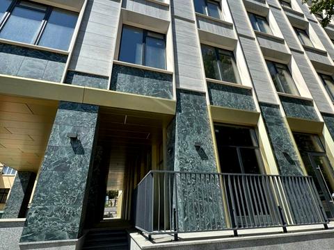 комерційна за адресою Євгена Коновальця вул. (Щорса), 44-А