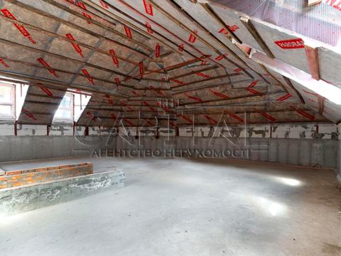 коммерческая по адресу Драгоманова ул., 21