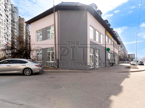 коммерческая по адресу Драгоманова ул., 21