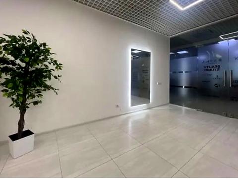 коммерческая по адресу Митрополита Шептицкого ул., 9