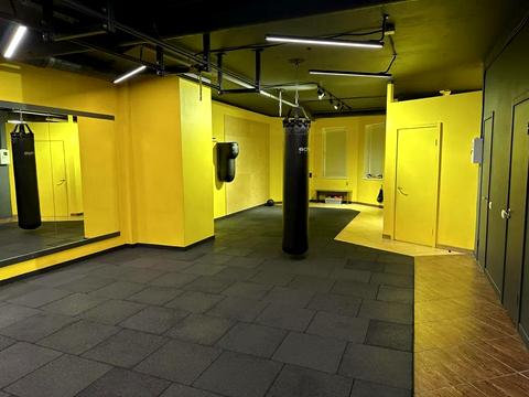 комерційна за адресою Івана Дяченка вул., 20