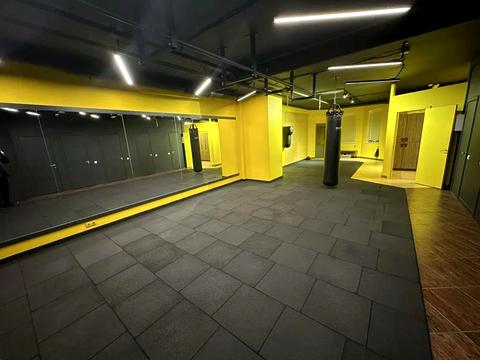 комерційна за адресою Івана Дяченка вул., 20