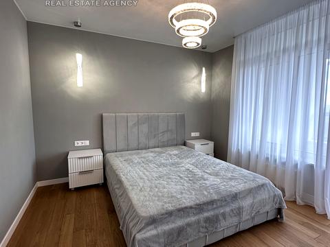 квартира по адресу Елены Телиги ул., 25