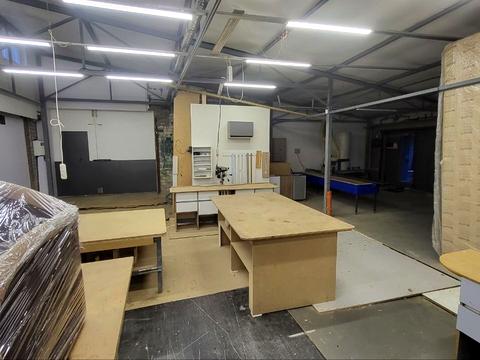 комерційна за адресою Європейська вул. (Фрунзе), 152А