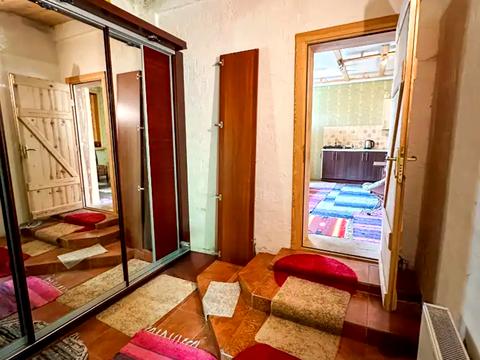 будинок за адресою Чарівна