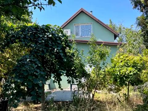 будинок за адресою Чарівна