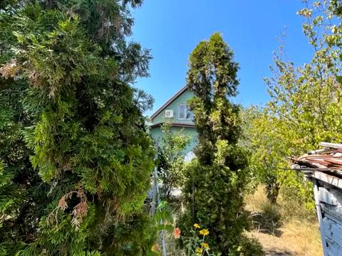 будинок за адресою Чарівна