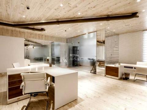 комерційна за адресою Андрія Верхогляда вул. (Михайла Драгомирова), 12