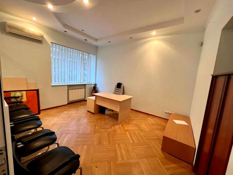 коммерческая по адресу Лютеранская ул., 21