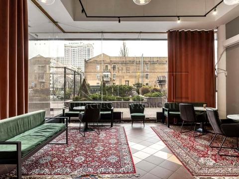 комерційна за адресою Жилянська вул., 59